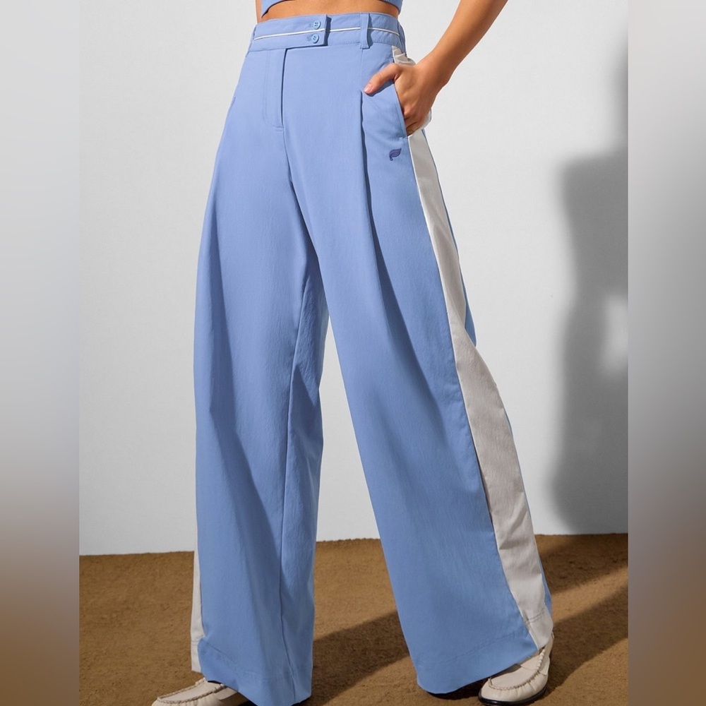 Fabletics x Malbon Women’s  Pleated Wide Leg Golf Trouser Blue/White  NWT Small